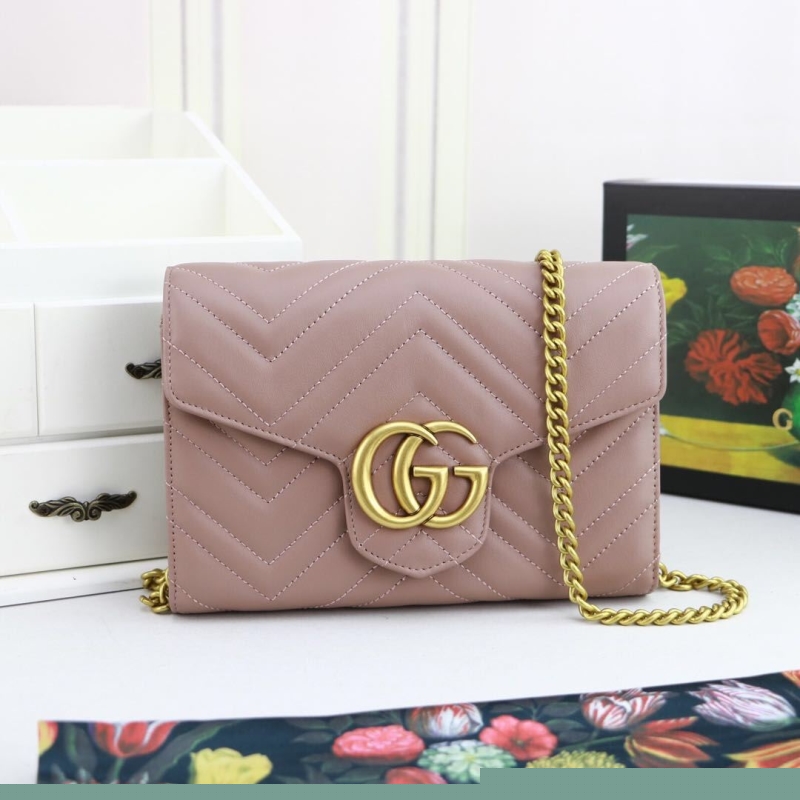 G*u*i wallets & purse